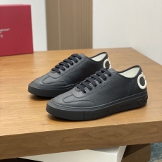 Louis Vuitton Low Shoes